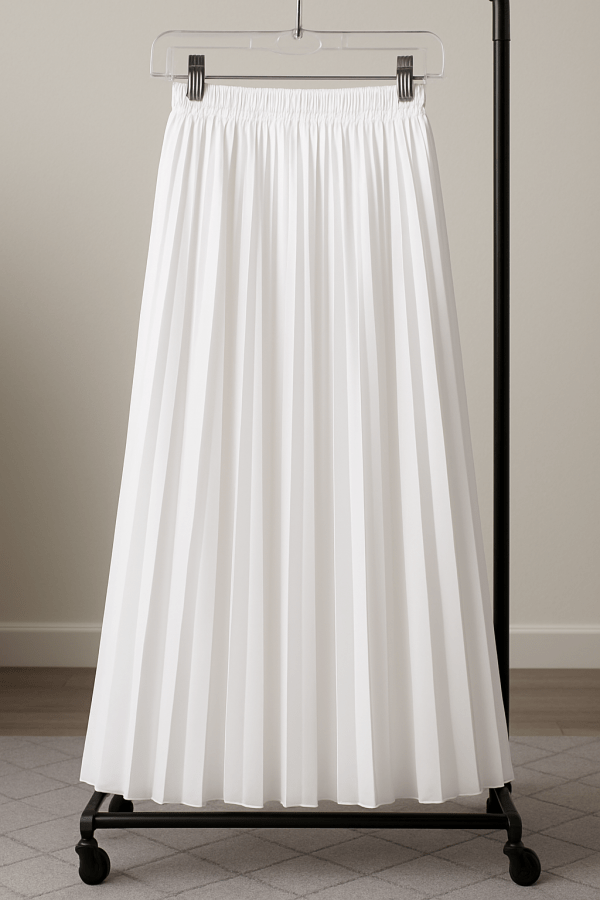 Classic White Pleated Midi Skirt (Large)